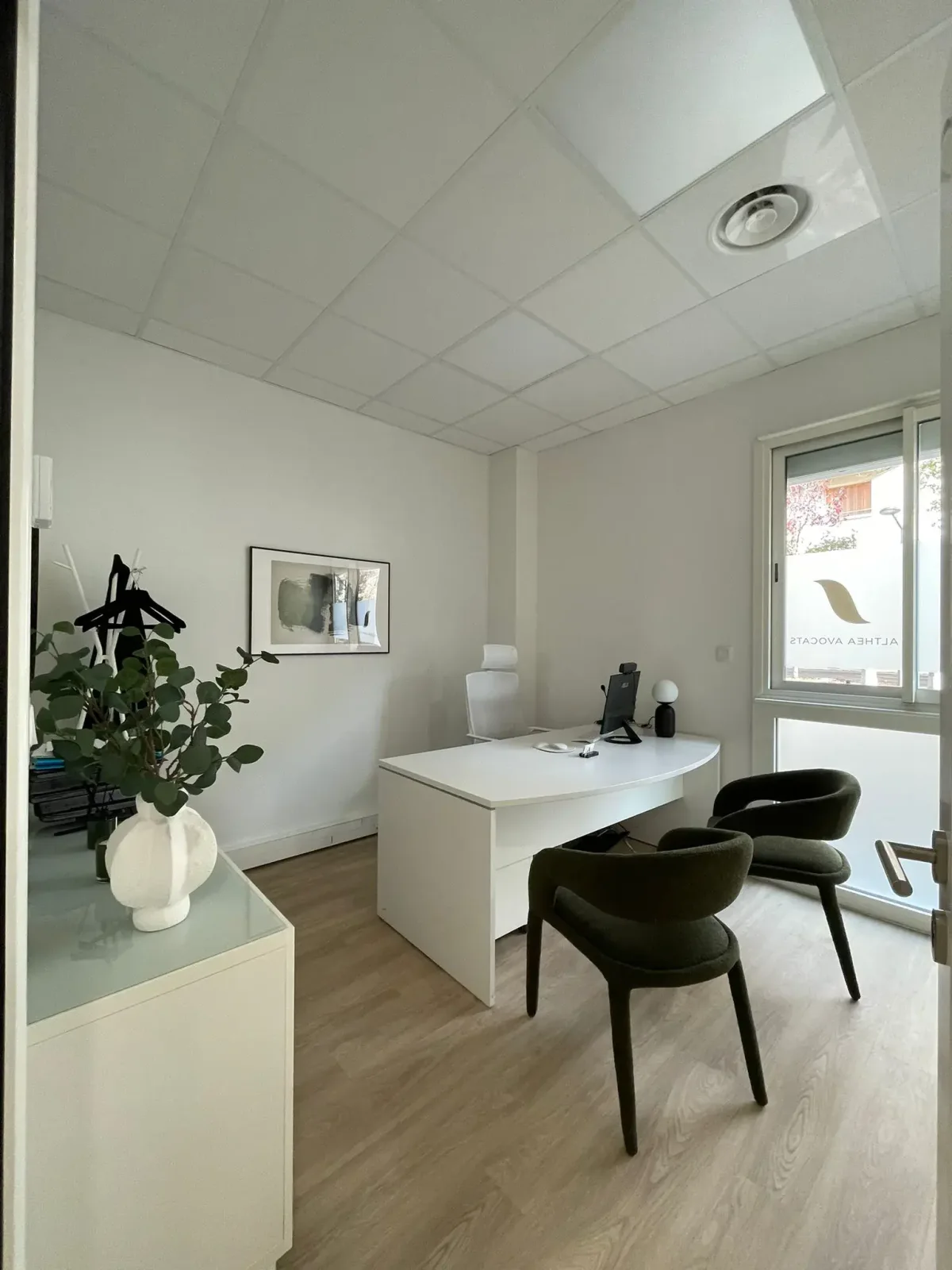 Aménagement de salles de réunion et de bureaux à Vienne, espace livré